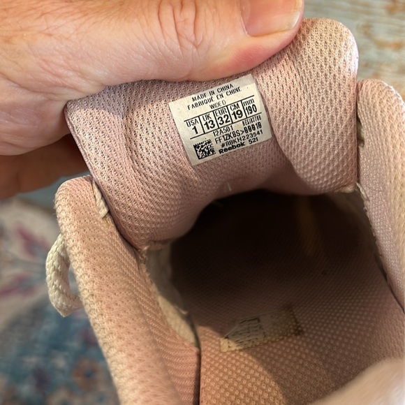 Heelys x Reebok, BB4500 Low, White/Pink/Sparkle Size 1 - Picture 5 of 5